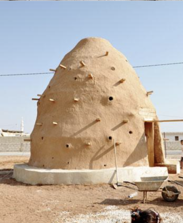 JORDAN TIMES-Classrooms built by refugees for refugees win world architecture award